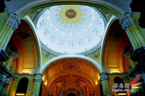 大师教你如何借拍摄视角让照片起死回生 